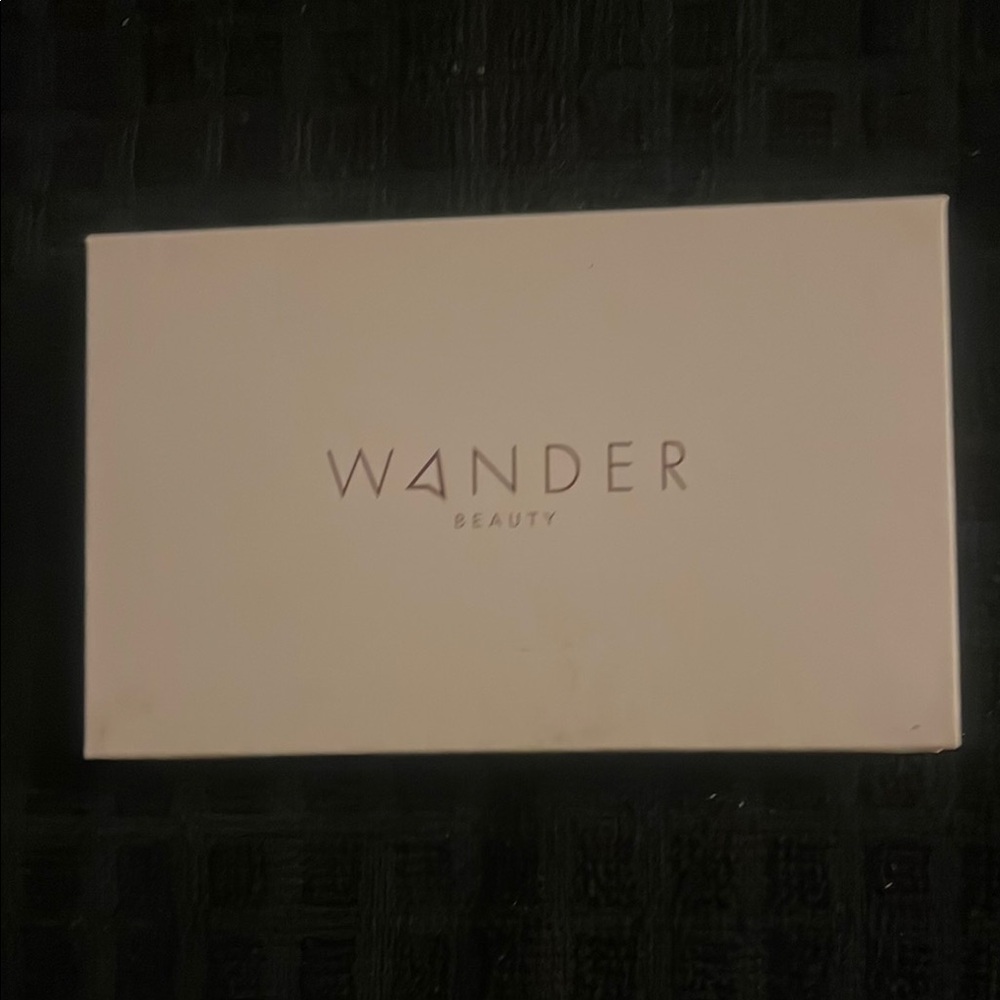 Wander Beauty Cream Box
